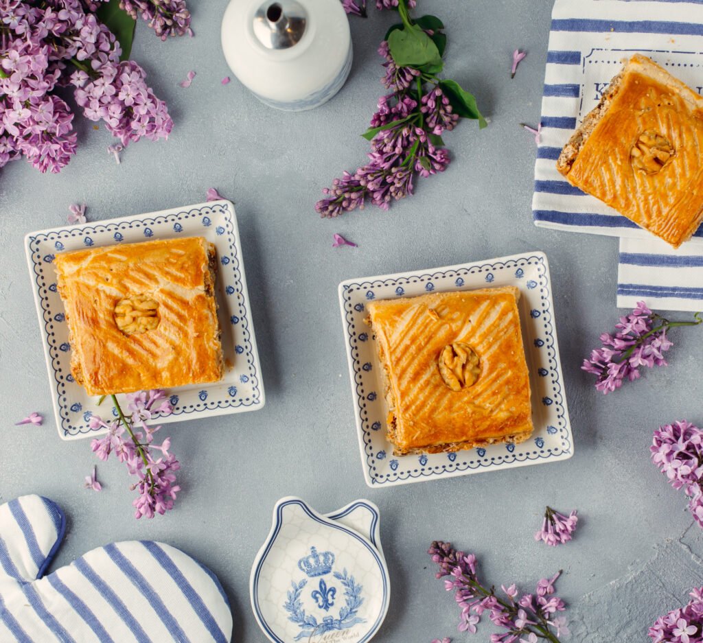 azerbaijani dessert kete with walnut